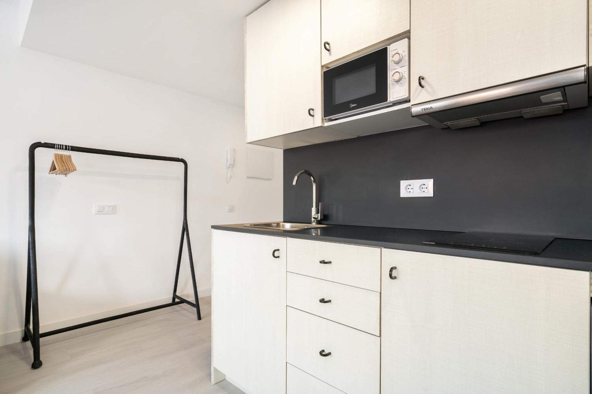 Madrid Riverside Studios Con Parking Incluido Alquiler Temporal ภายนอก รูปภาพ