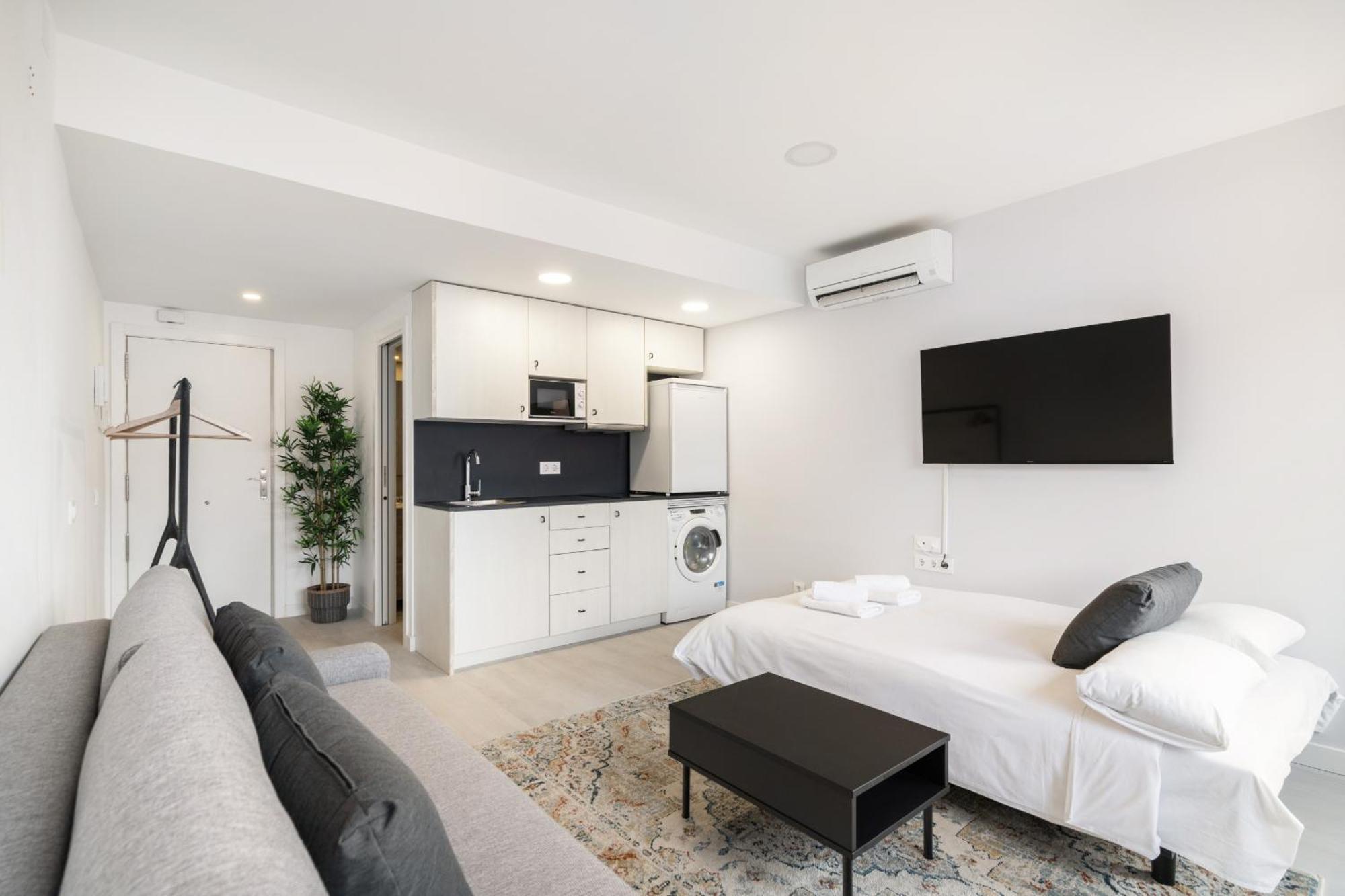 Madrid Riverside Studios Con Parking Incluido Alquiler Temporal ภายนอก รูปภาพ
