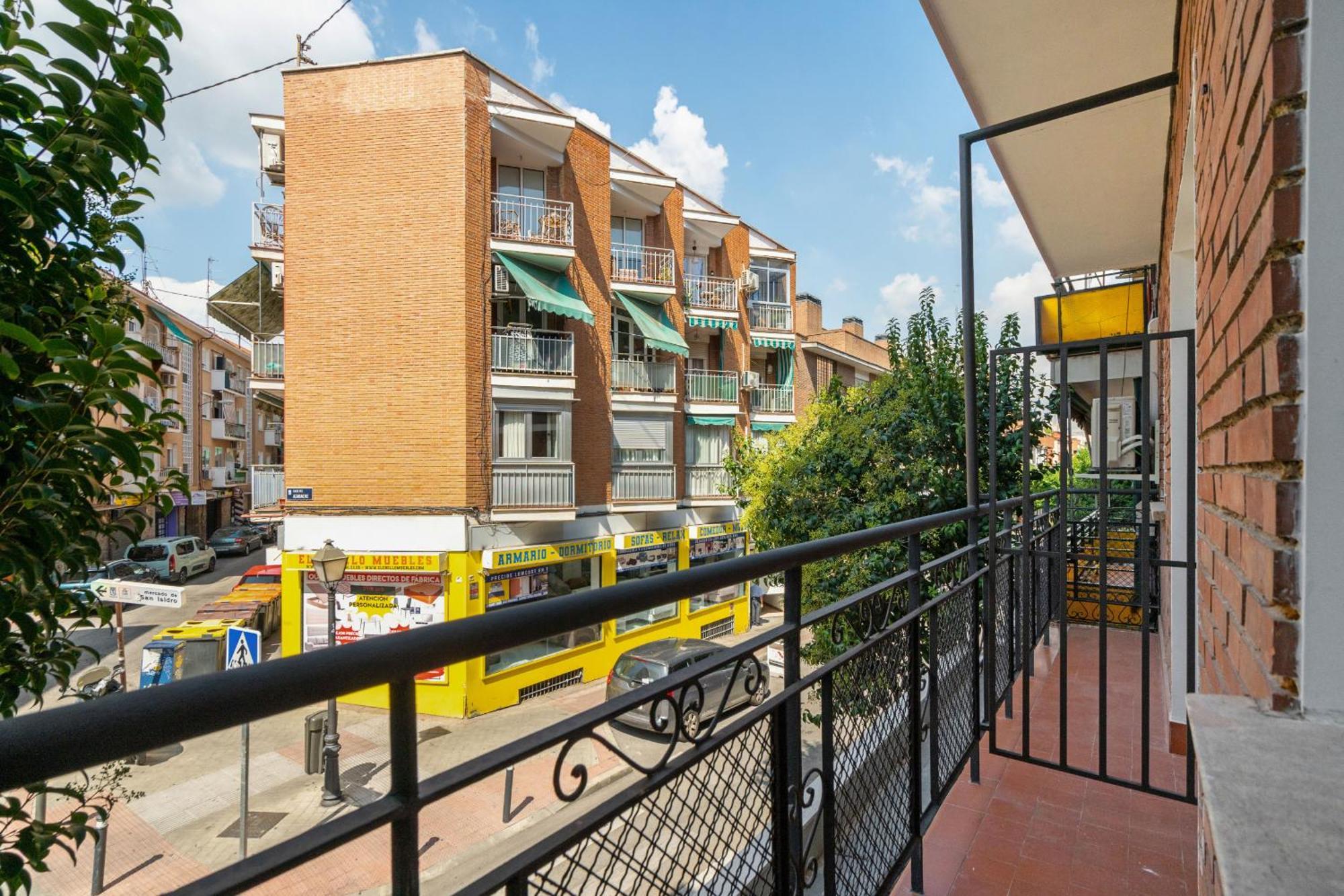 Madrid Riverside Studios Con Parking Incluido Alquiler Temporal ภายนอก รูปภาพ